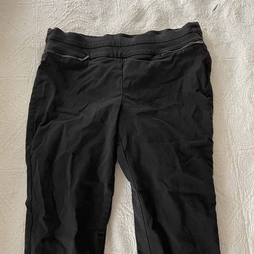 Candies pull on skinny pant size XL fits like L